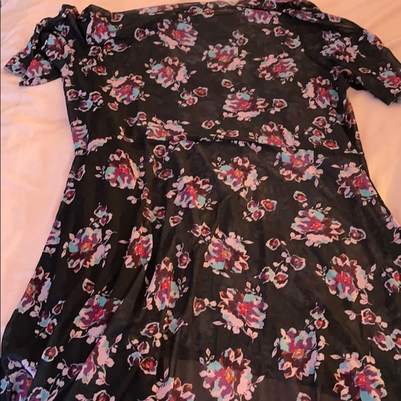 Top - Picture 3 of 3